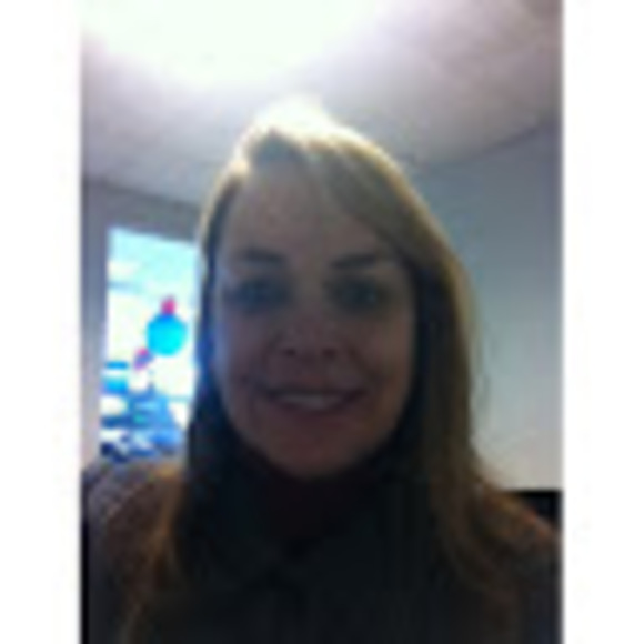 Meet your Posher, Lynne - Picture 1 of 1
